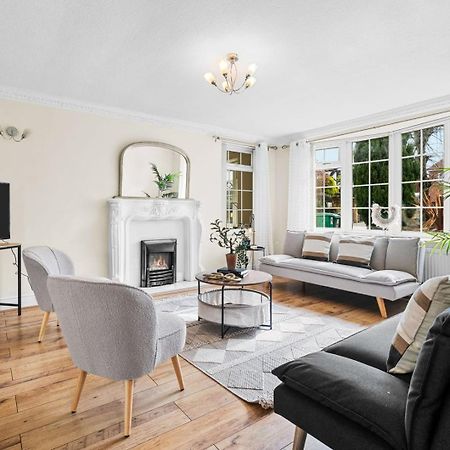 Spacious 5 Bedroom House 诺丁汉 外观 照片
