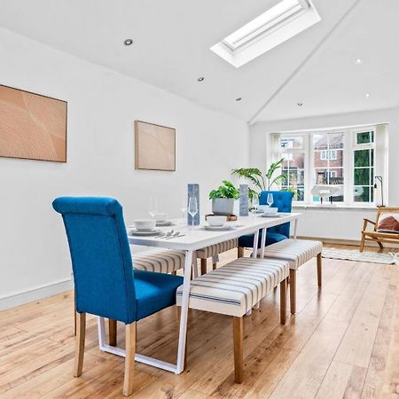 Spacious 5 Bedroom House 诺丁汉 外观 照片
